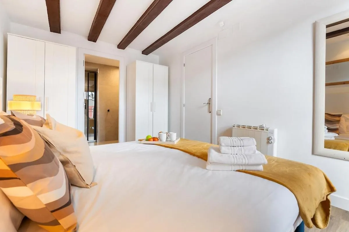 Lodging Apartments Liceu G1 바르셀로나